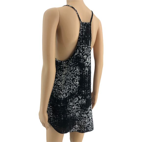 Trend Responsibly (L) USA Y2K Women Black White Floral Racerback Swing Cami Top - Picture 4 of 5